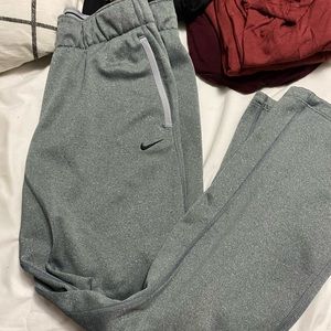 NIKE sweats